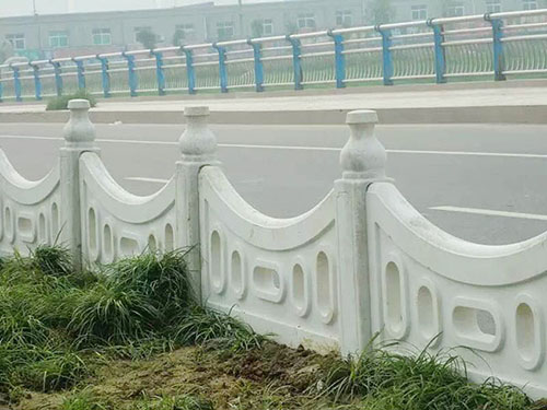 馬路護欄